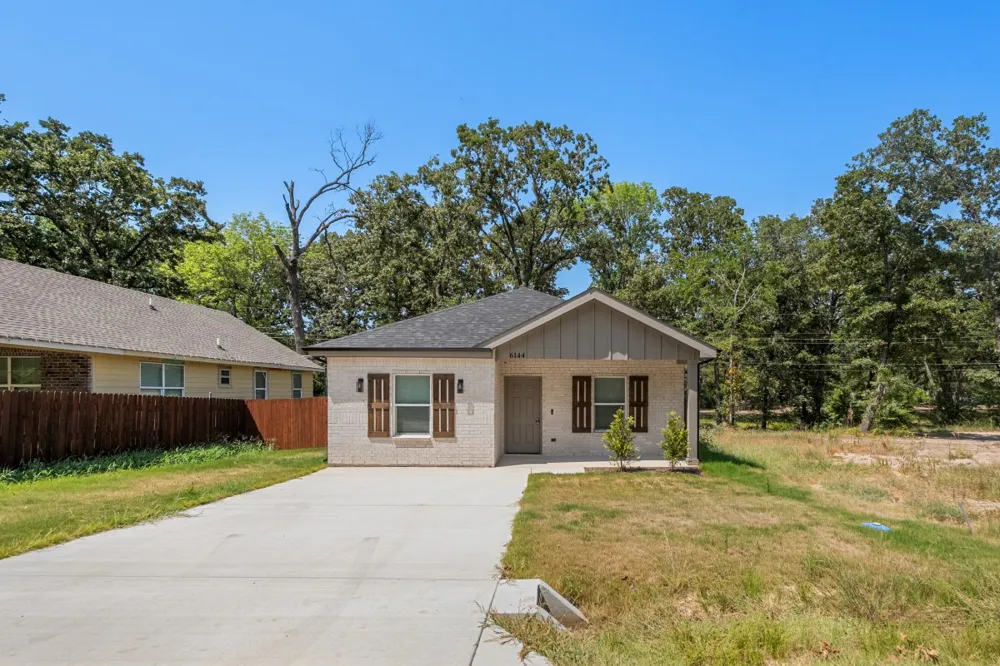 6144 Shawnee Drive Mabank, TX 75156