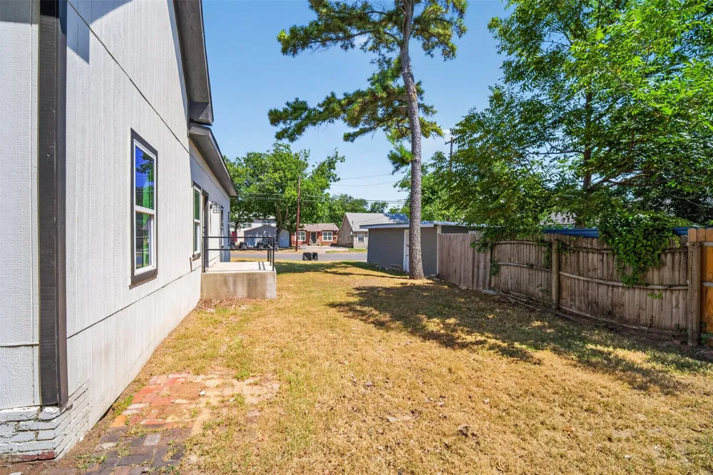 314 Anglin Street Cleburne, TX 76031