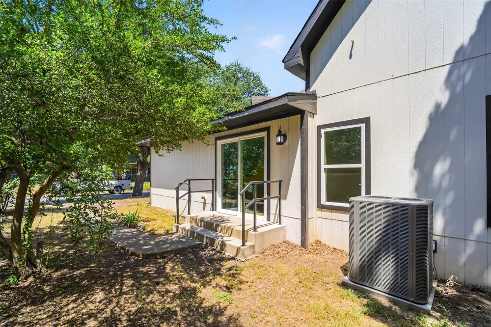 314 Anglin Street Cleburne, TX 76031