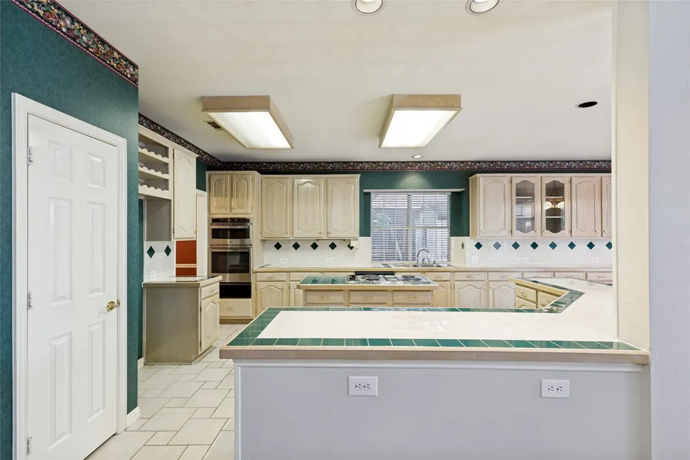 122 Ridgewood Drive Coppell, TX 75019