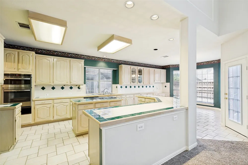 122 Ridgewood Drive Coppell, TX 75019