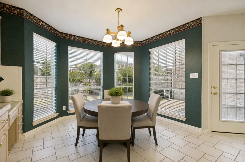122 Ridgewood Drive Coppell, TX 75019