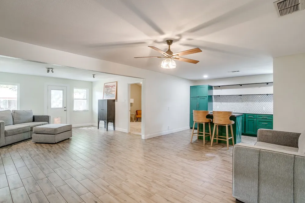 6709 Summit Ridge Drive Watauga, TX 76148