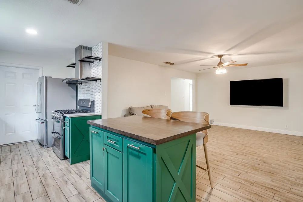 6709 Summit Ridge Drive Watauga, TX 76148