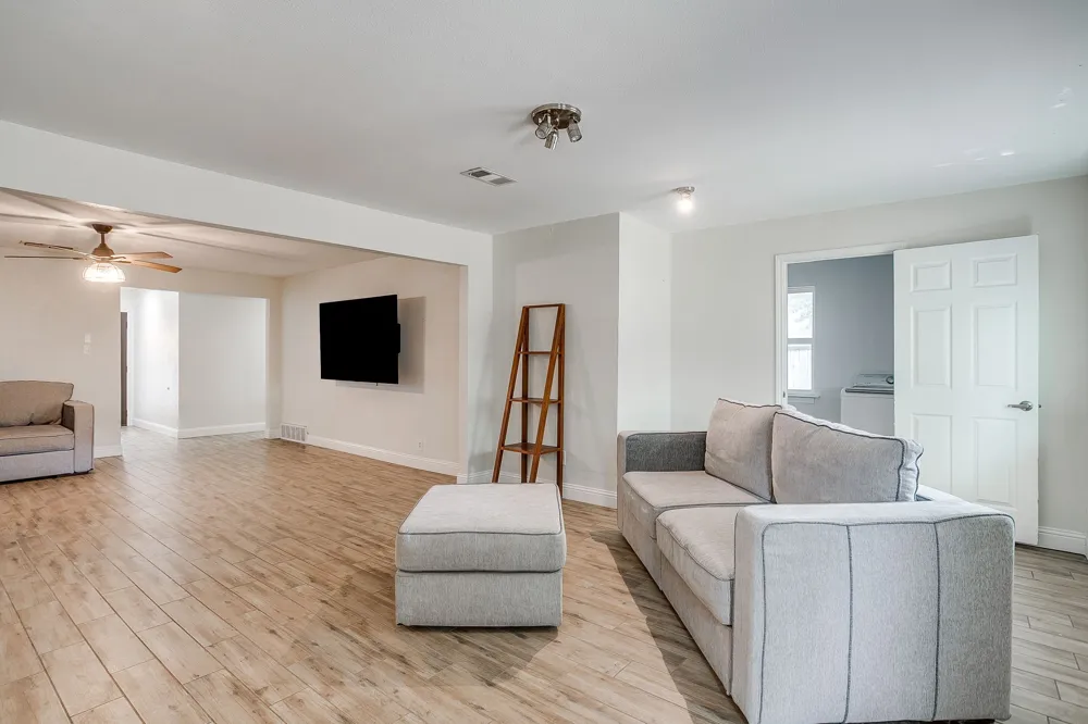 6709 Summit Ridge Drive Watauga, TX 76148