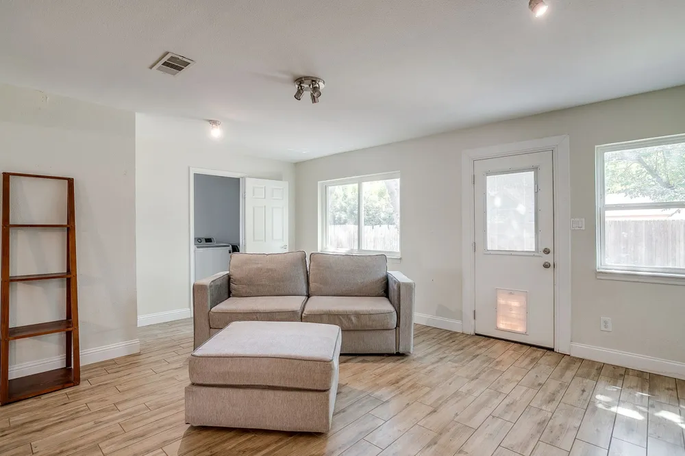 6709 Summit Ridge Drive Watauga, TX 76148