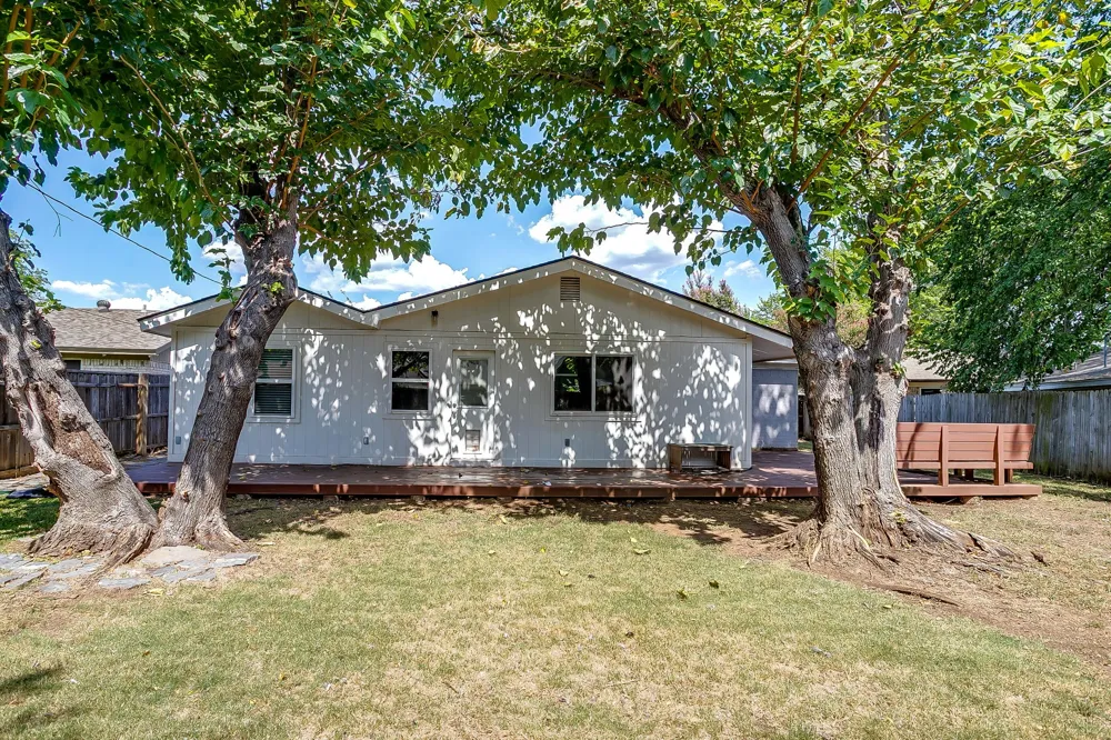 6709 Summit Ridge Drive Watauga, TX 76148