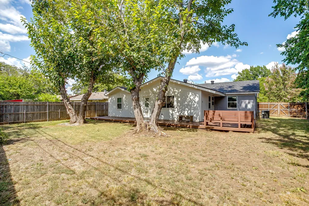 6709 Summit Ridge Drive Watauga, TX 76148