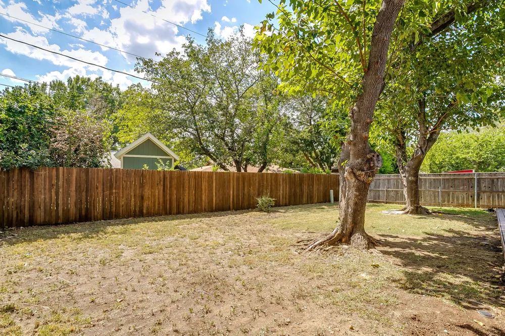 6709 Summit Ridge Drive Watauga, TX 76148