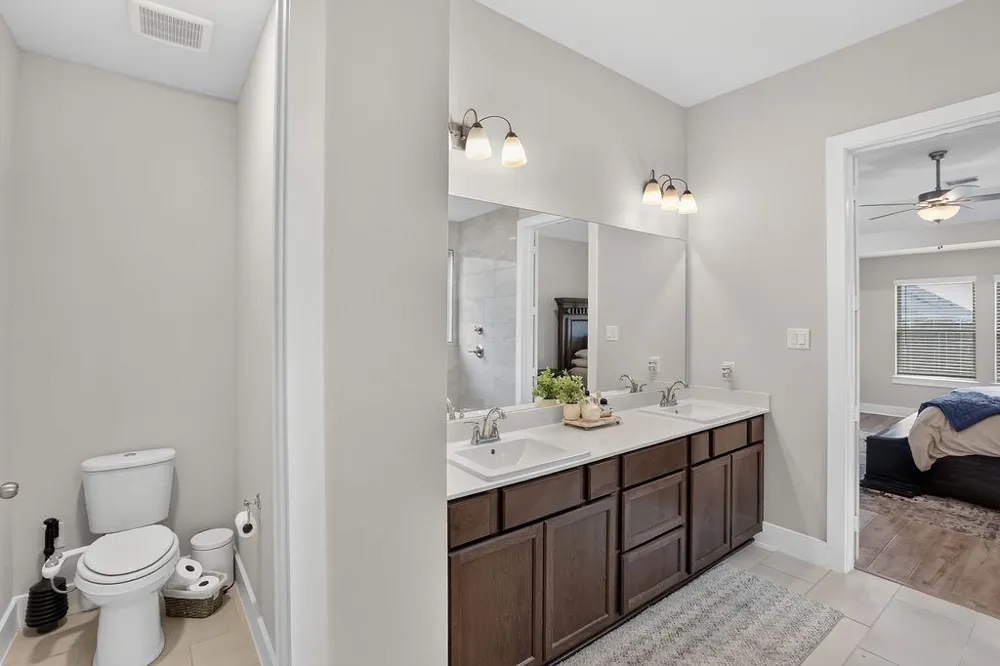 2405 Hitchford Street Midlothian, TX 76065