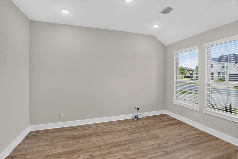 2405 Hitchford Street Midlothian, TX 76065