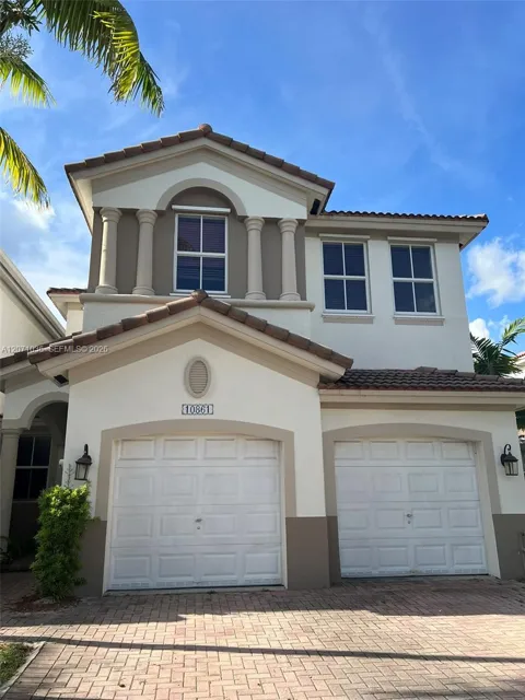10861 NW 85th Ter