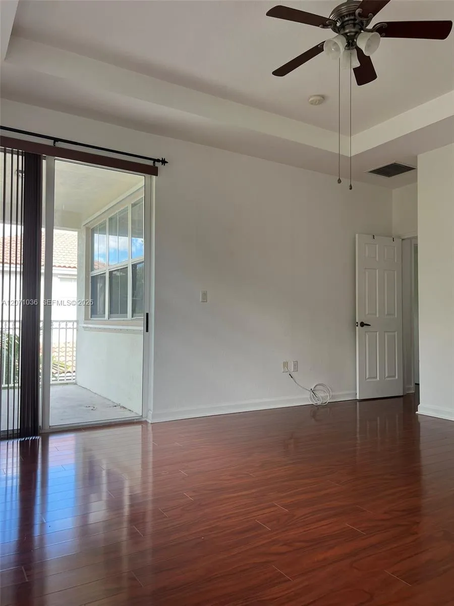 10861 NW 85th Ter Doral, FL 33178