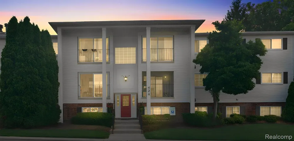 424 Baldwin Avenue #81 Rochester City, MI 48307