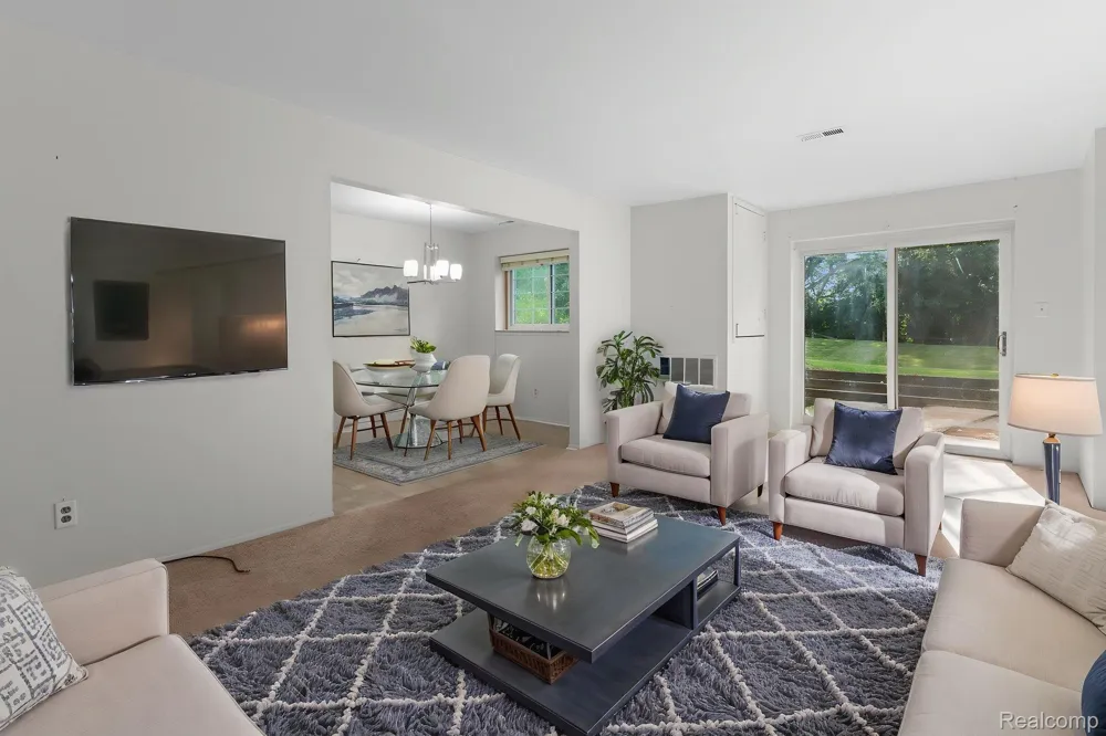 424 Baldwin Avenue #81 Rochester City, MI 48307
