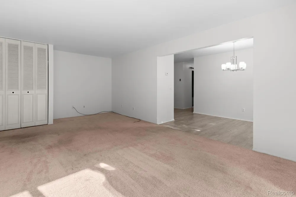 424 Baldwin Avenue #81 Rochester City, MI 48307