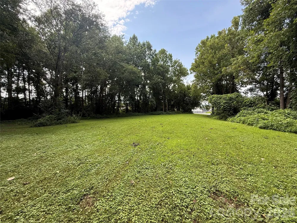 TBD Commercial Court NE Lenoir, NC 28645