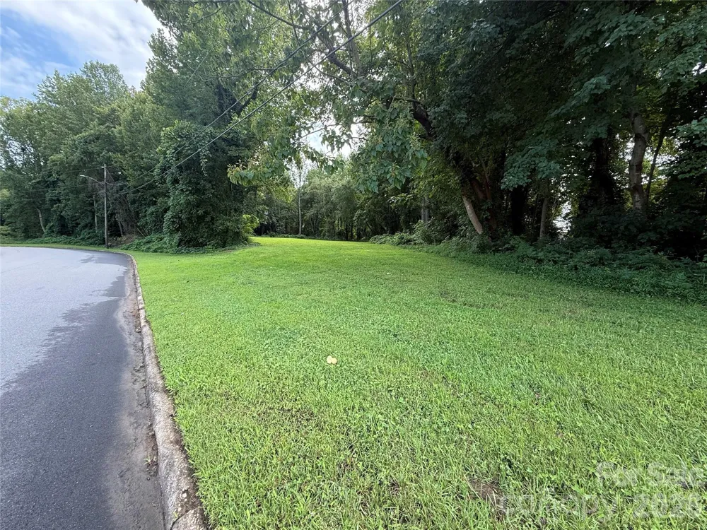 TBD Commercial Court NE Lenoir, NC 28645