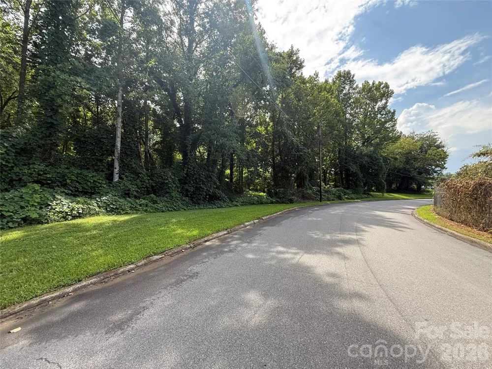 TBD Commercial Court NE Lenoir, NC 28645