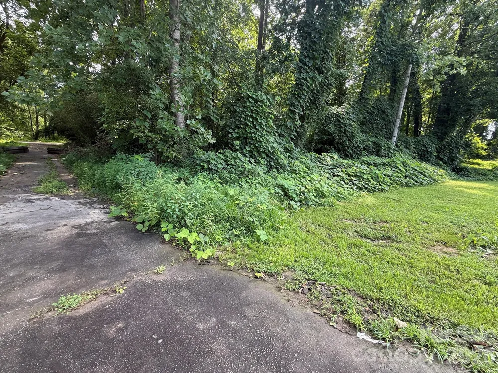 TBD Commercial Court NE Lenoir, NC 28645