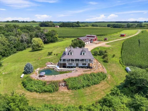 N2116 Twin Bluff Lane