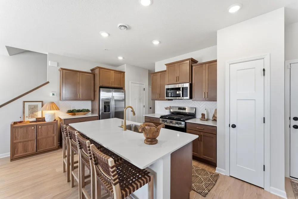 1056 130th Court E Rosemount, MN 55068