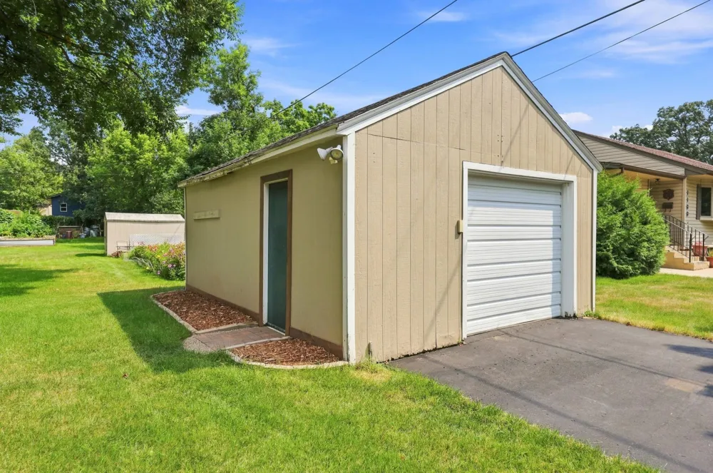 323 Sherman Street Detroit Lakes, MN 56501