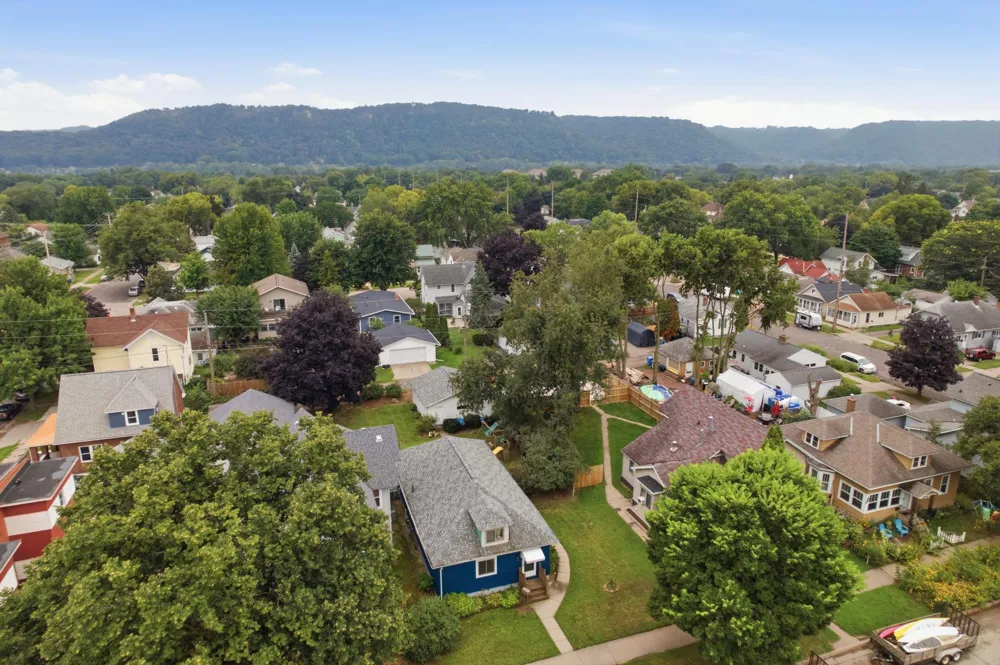 419 E Broadway Street Winona, MN 55987