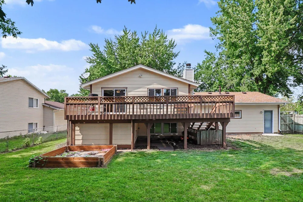 5675 W 137th Street Savage, MN 55378