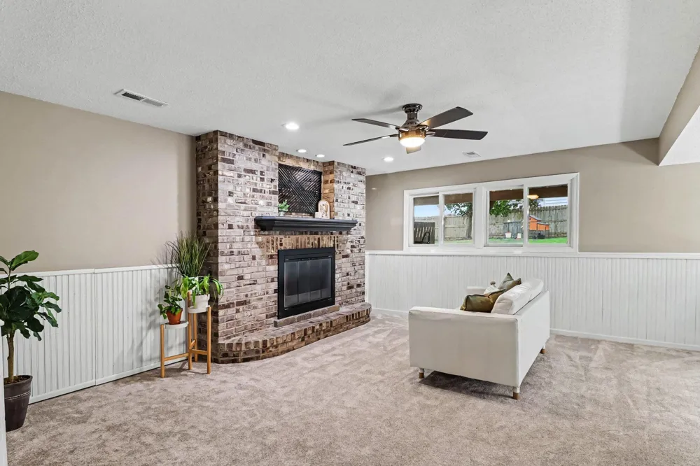 5675 W 137th Street Savage, MN 55378