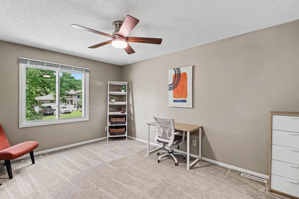 5675 W 137th Street Savage, MN 55378