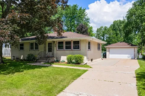 1843 Grant Road