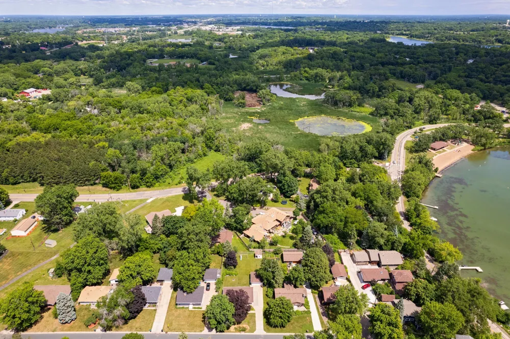 1843 Grant Road Arden Hills, MN 55112