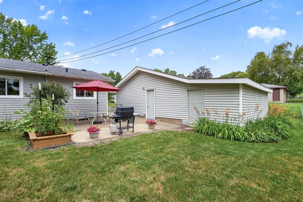 3301 69th Street E Inver Grove Heights, MN 55076