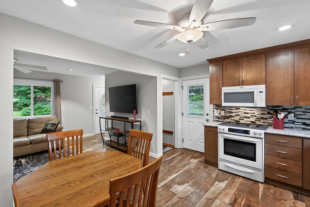 3301 69th Street E Inver Grove Heights, MN 55076