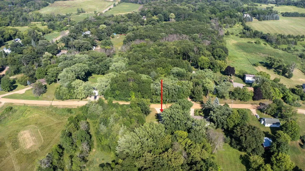 985 Sunnyfield Road Minnetrista, MN 55364
