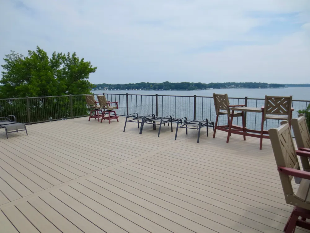 4371 Wilshire Boulevard #303 Mound, MN 55364