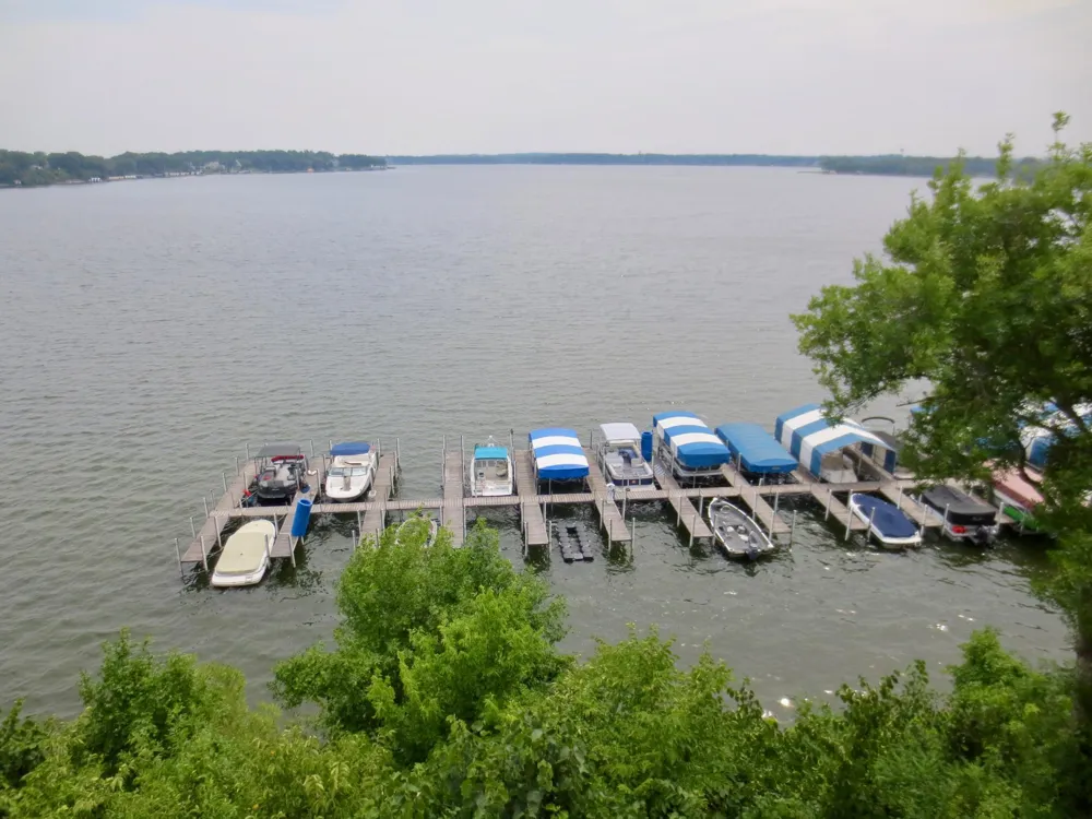 4371 Wilshire Boulevard #303 Mound, MN 55364