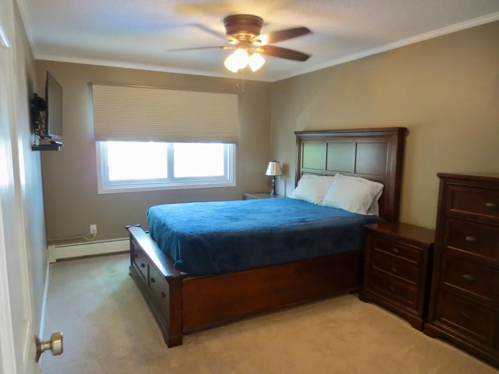 4371 Wilshire Boulevard #303 Mound, MN 55364