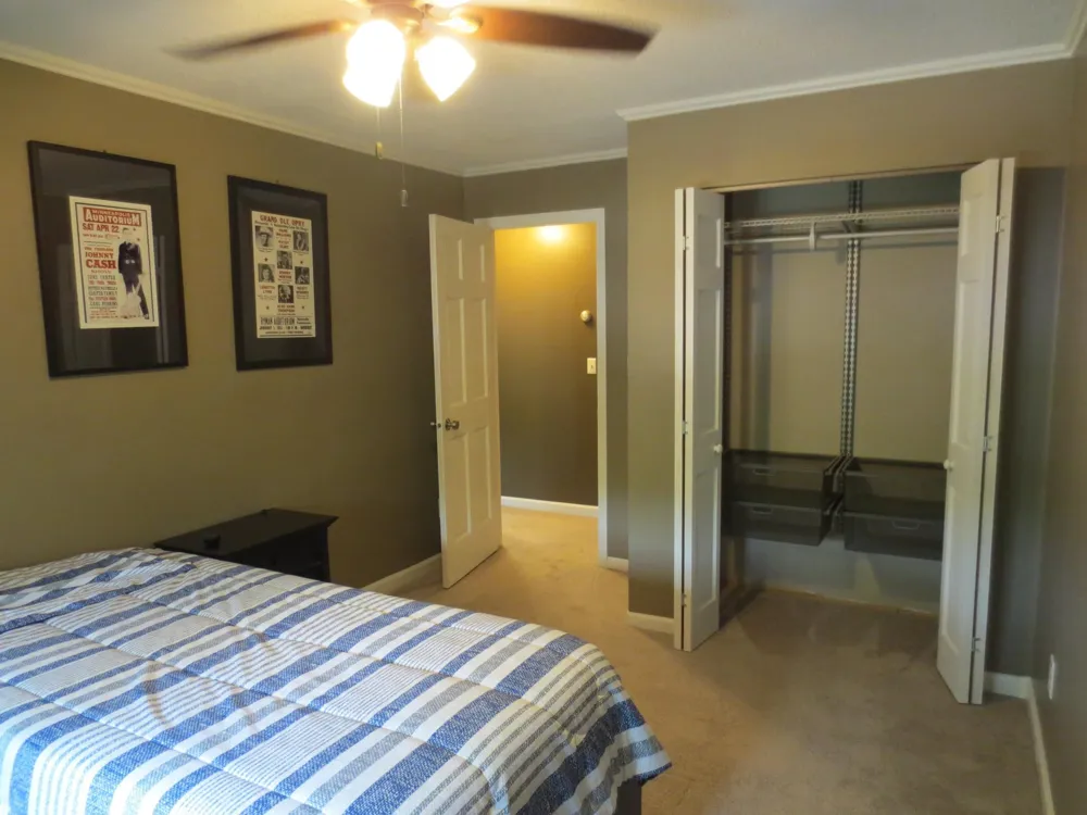 4371 Wilshire Boulevard #303 Mound, MN 55364