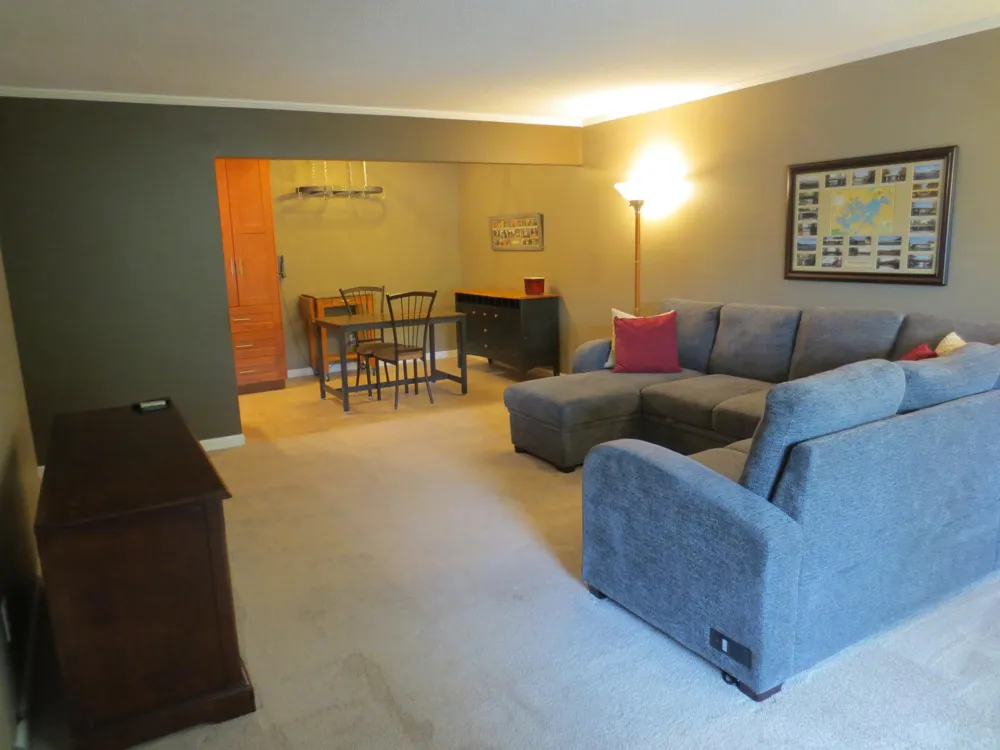 4371 Wilshire Boulevard #303 Mound, MN 55364