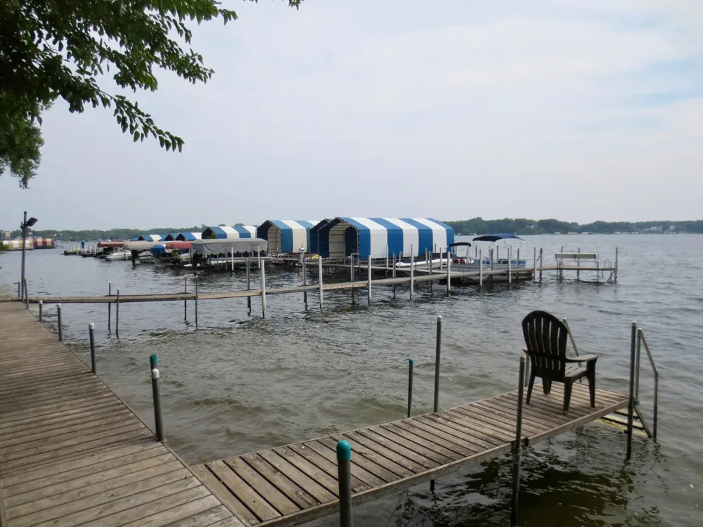 4371 Wilshire Boulevard #303 Mound, MN 55364