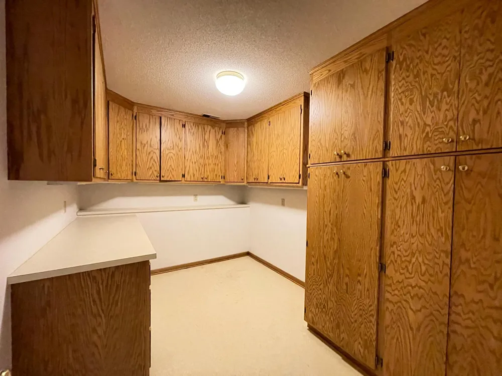 13701 Wood Lane Minnetonka, MN 55305