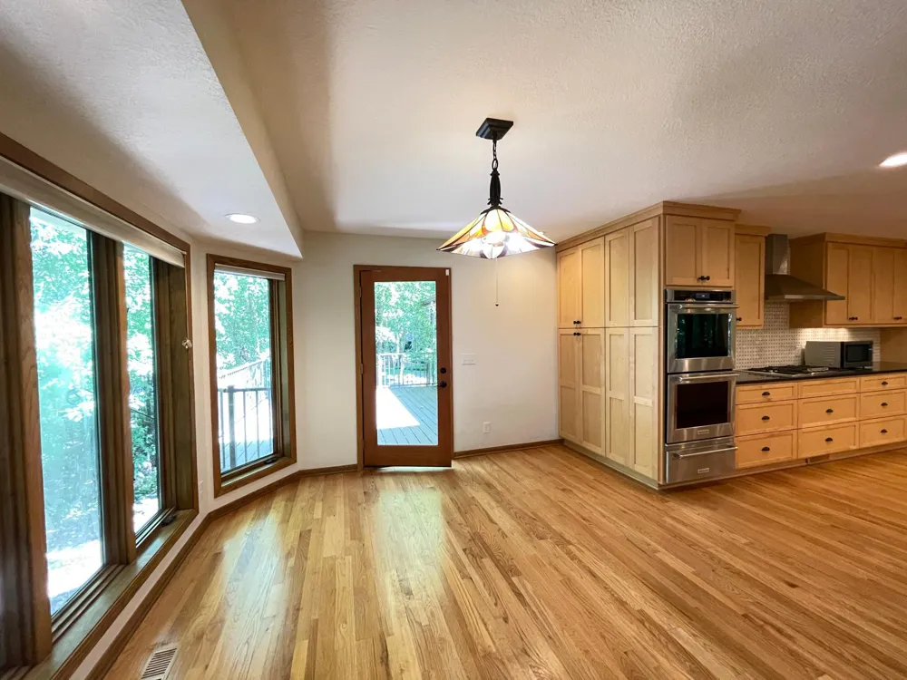 13701 Wood Lane Minnetonka, MN 55305