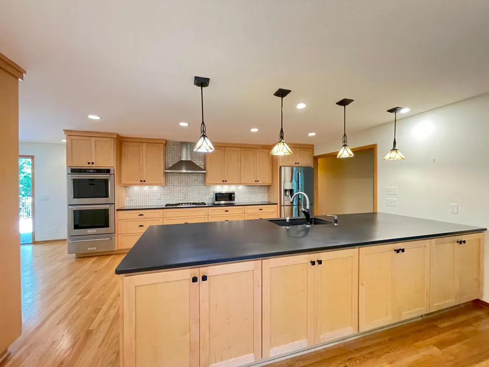 13701 Wood Lane Minnetonka, MN 55305