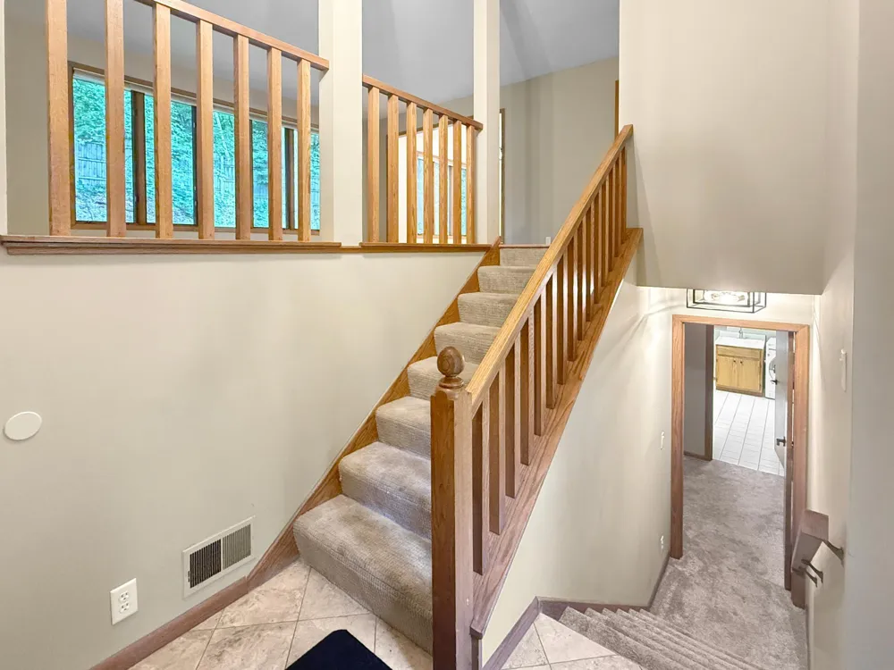 13701 Wood Lane Minnetonka, MN 55305