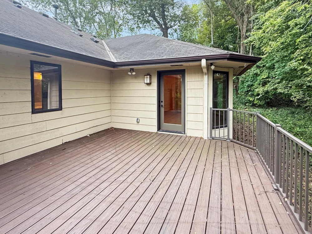 13701 Wood Lane Minnetonka, MN 55305