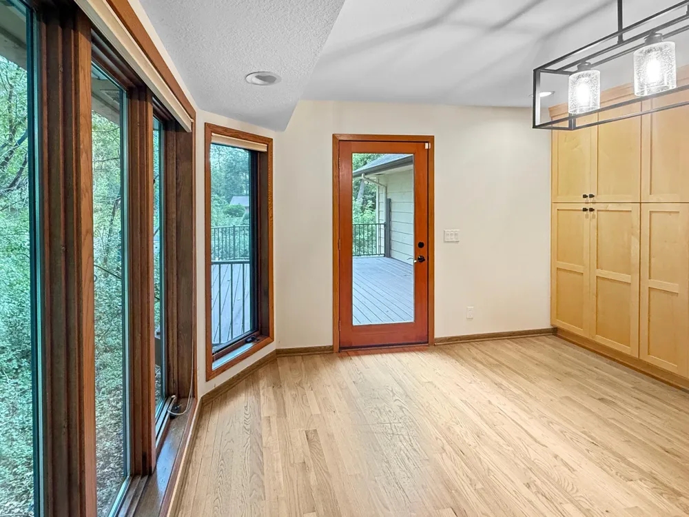 13701 Wood Lane Minnetonka, MN 55305