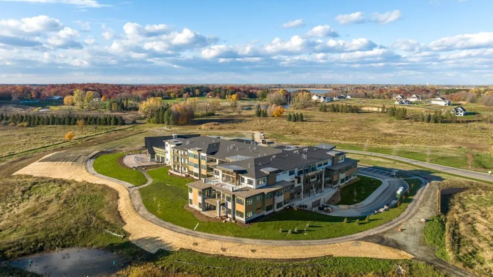 1 Hill Farm Rd #208 North Oaks, MN 55127