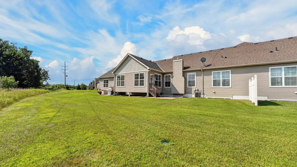 4992 384th Trail North Branch, MN 55056